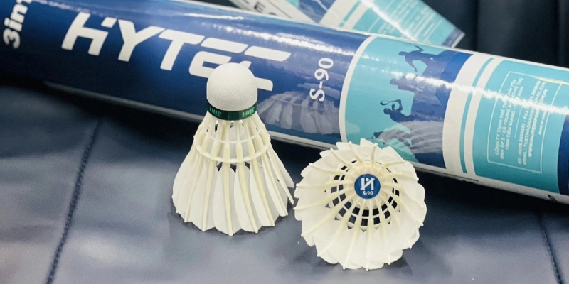 Quả Cầu Lông Nào Được Sử Dụng Tại Olympic? Thông Tin Chuẩn 2026, Đầy Đủ Từ ToniBadminton - Tixon